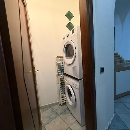 Escape House *